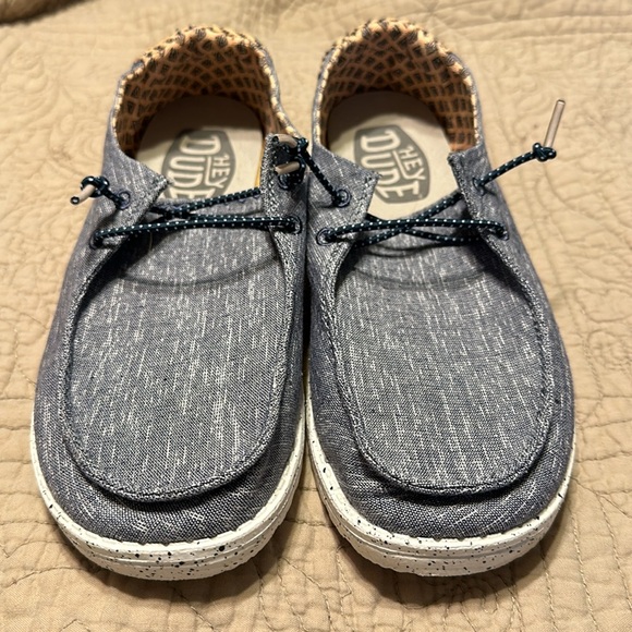 Hey Dude - Picture 4 of 6